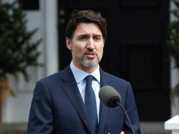 Justin Trudeau – metryka [wiek, wzrost, żona i dzieci, pochodzenie, rodzina, życiorys]