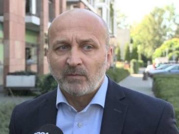 Kazimierz Marcinkiewicz – metryka [wiek, wzrost, żona i dzieci, pochodzenie, rodzina, życiorys]