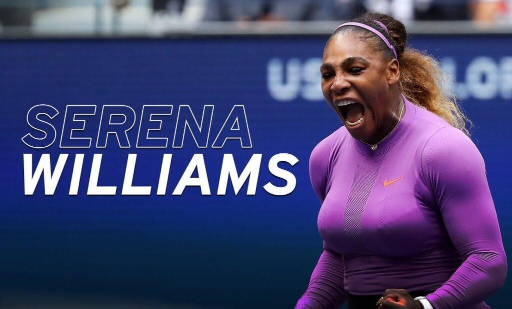 Serena Williams z mężem Alexisem Ohanianem i córką Alexis Olympią, uśmiechnięta rodzina w czułym uścisku.