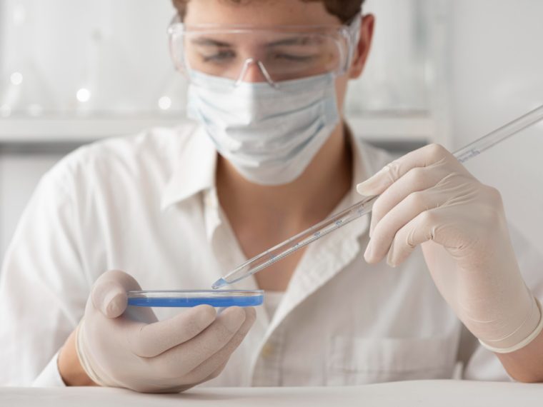 Jakie parametry ocenia się w badaniu nasienia?